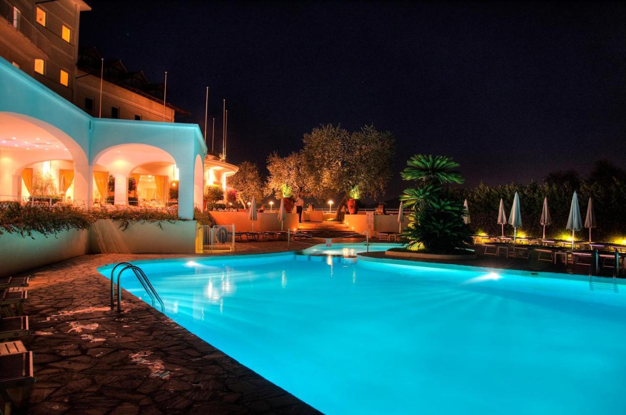 Grand Hotel Aminta Sorrente Extérieur photo